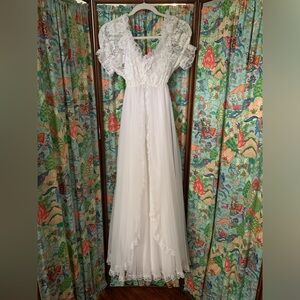 Tosca lingerie whir lace nightgown 2 pieces sz medium